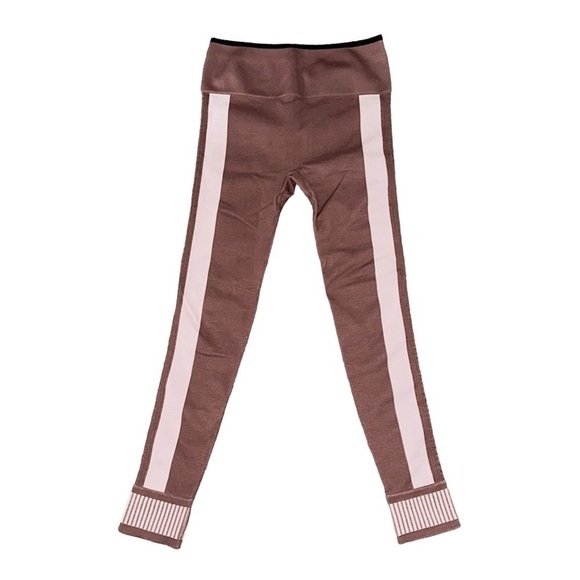 Fabletics High-Waisted Seamless Colorblock Legging Size Small - Picture 1 of 8